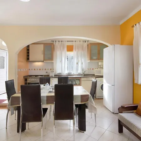 Apartment T2 Anastacio Com Vista Piscina Olhos de Agua (Albufeira)
