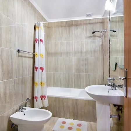 T2 Anastacio Com Vista Piscina * Olhos de Agua (Albufeira)